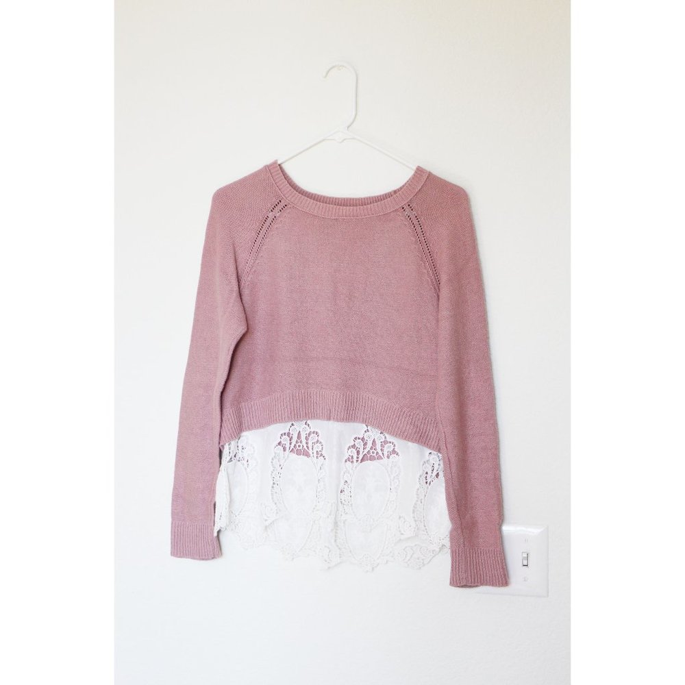 American Eagle Outfitters Pale Pink Sweater Size M